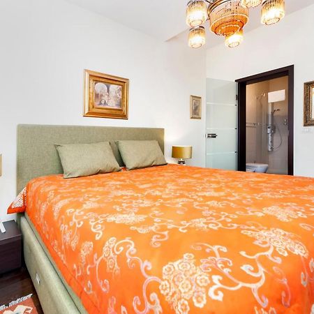 Apartment Mia Ровинь Экстерьер фото