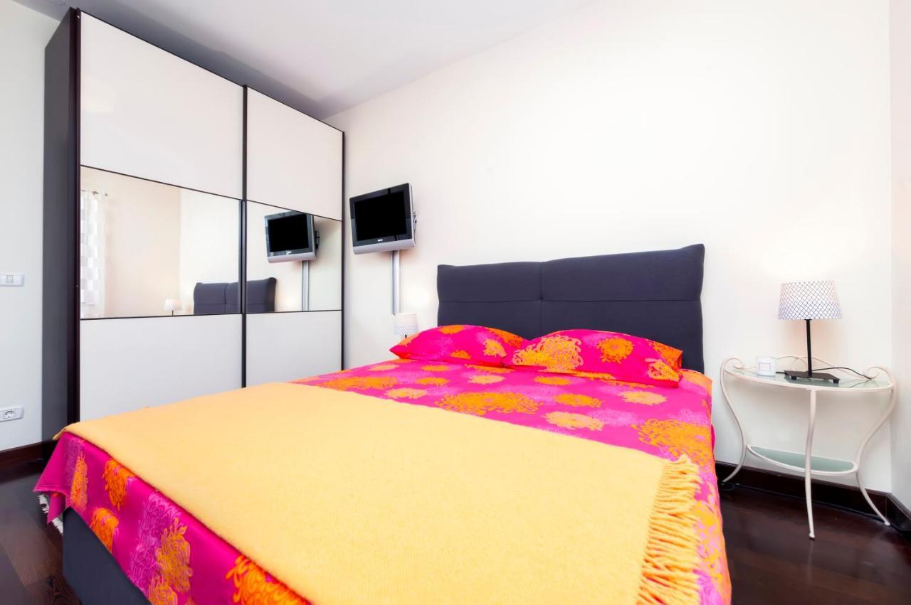 Apartment Mia Ровинь Экстерьер фото