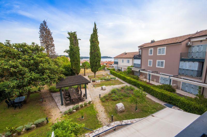 Apartment Mia Ровинь Экстерьер фото